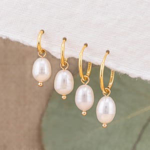 Freshwater pearl earrings set, dainty gold hoop huggies, 6mm 8mm 10mm 12mm hinge hoops 14K gold filled, bridesmaid wed gifts, June birthday