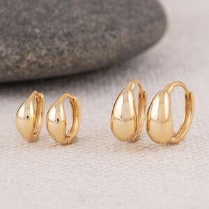 Tear drop small hoop earrings, chunky 14K gold filled or silver, minimal everyday earrings, 8mm 10mm hoops, hypoallergenic tarnish free gift