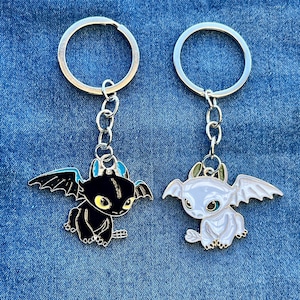 How to Train your Dragon Luna or Toothless keychain night fury keyring Cute Light fury Lapel pin Kawaii Jacket Hat Bag Patch Cute Gift Bag