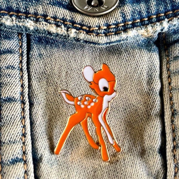 Épingle en émail Bambi, insigne de cerf mignon, revers, pour sac à chapeau de veste, cadeau pour elle, cadeau, broche, insigne animal à collectionner pour la fête des mères