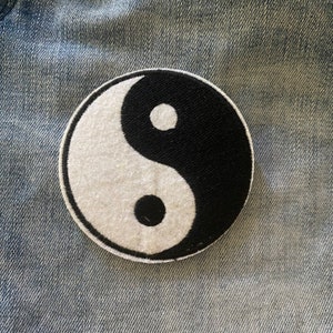 Yin and Yang Iron on Patch sign Hippy Patch Retro Denim Jacket Patch Festival transfer for Jacket Applique Embroidered Badge