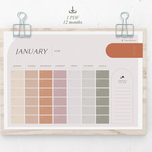 Puede incluir: Un calendario imprimible para enero con un diseño minimalista. El calendario tiene un esquema de color melocotón, beige y gris. Los días de la semana se enumeran en la parte superior y hay casillas para cada día del mes. Hay una sección para notas y una lista de tareas.