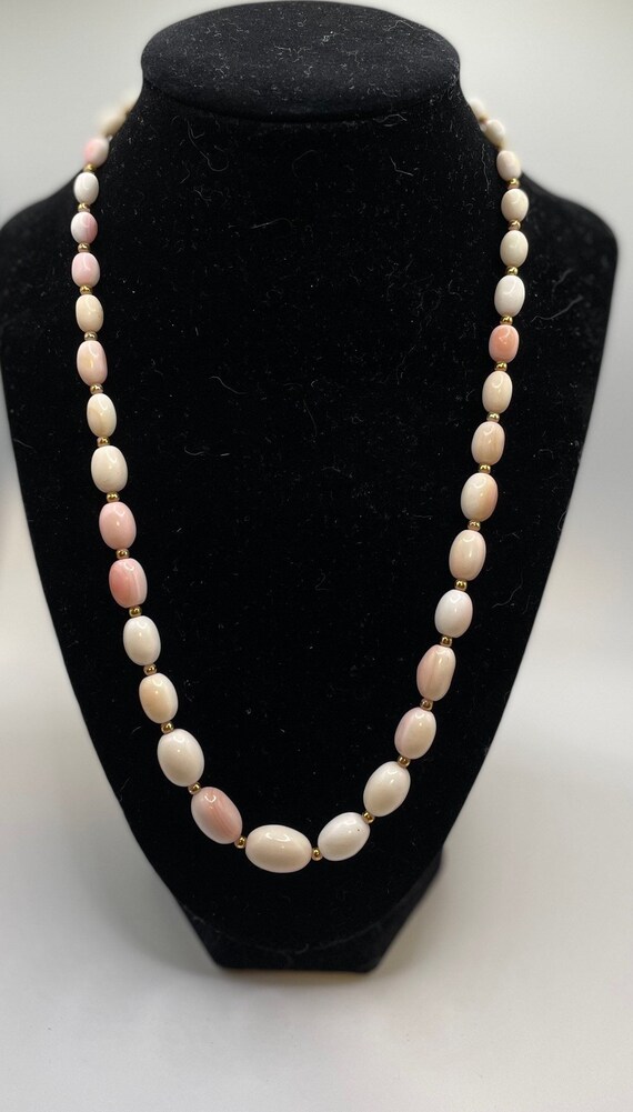 Pink and white Monet beaded necklace with gold to… - image 5