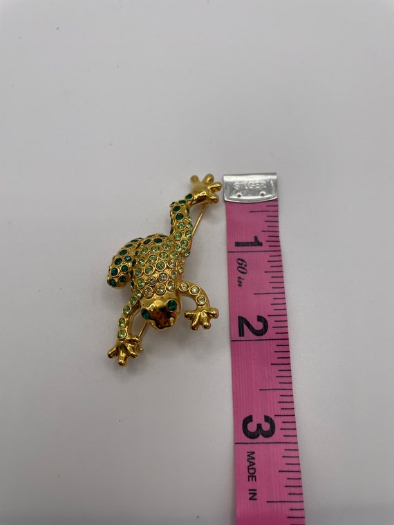 Monet signed frog brooch/pin. Green Czech Republi… - image 4