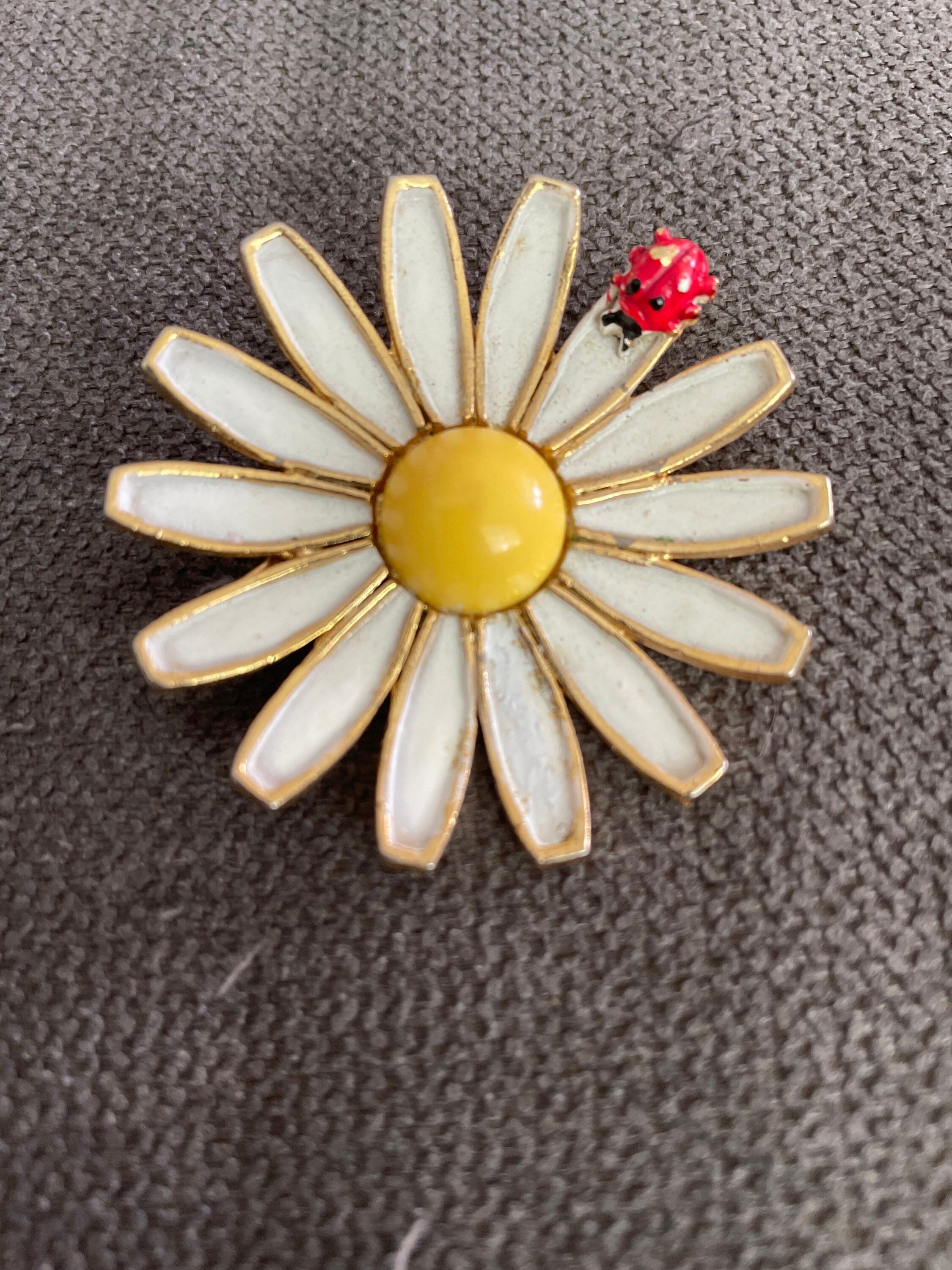 Weiss Signed Daisy Flower Brooch With White and Yellow Enamel and a ...
