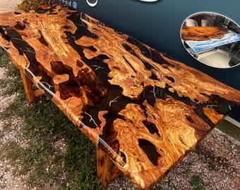 カスタムオリーブエポキシライブエッジテーブルダイニングまたはリビングルーム