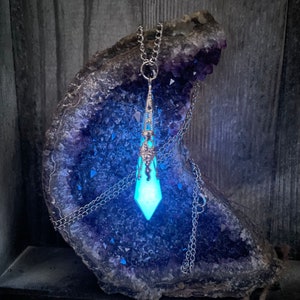 FROZEN GLOW CRYSTAL NECKLACE / glowing in the dark crystal pendant with stainless steel chain / glowing jewelry made of epoxy / esoteric witchcraft