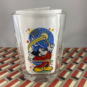Mickey Mouse Glass Fantasia Walt Disney World McDonald's CELEBRATION-promotie Verzamelobject 2000 Als nieuwe staat afbeelding 1
