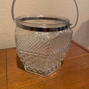 Anchor Hocking Crystal Cut Wexford Pressed Glass Ice Bucket with Silver Handle image 1