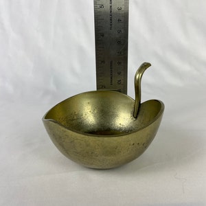 Vintage Brass Apple Bowl Trinket Container Vanity Dresser Change Holder Valet Cup image 8