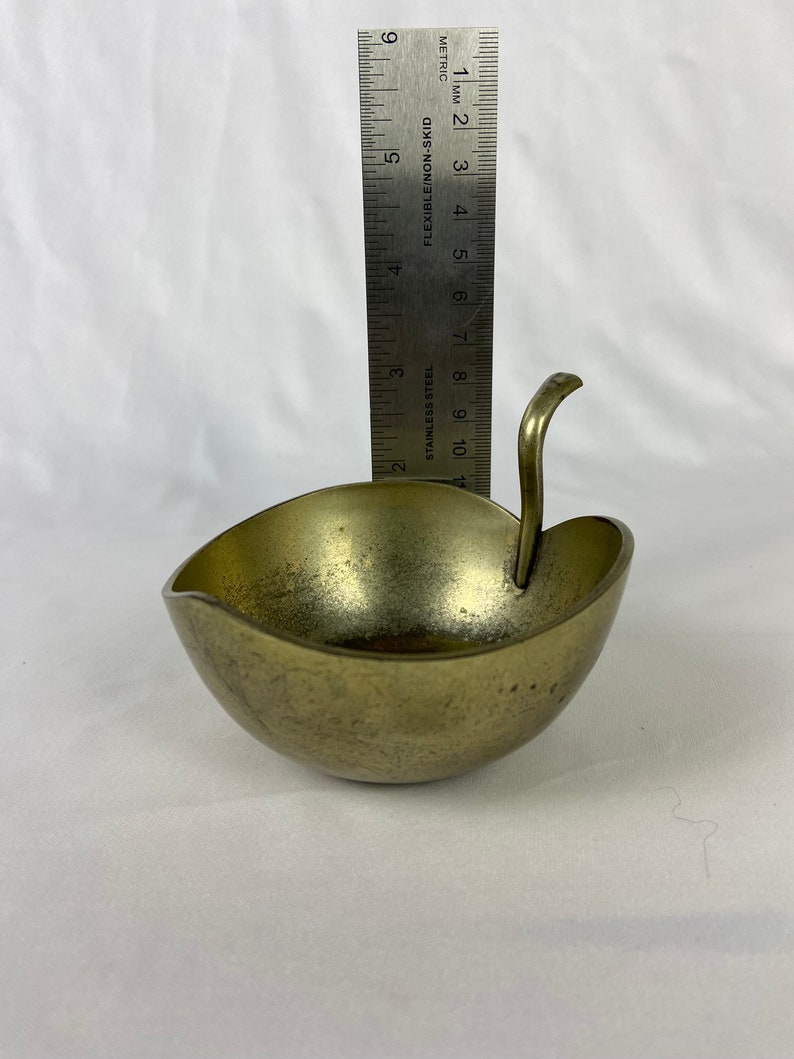 Vintage Brass Apple Bowl Trinket Container Vanity Dresser Change Holder Valet Cup image 8