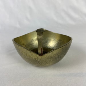 Vintage Brass Apple Bowl Trinket Container Vanity Dresser Change Holder Valet Cup image 3