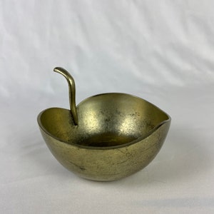 Vintage Brass Apple Bowl Trinket Container Vanity Dresser Change Holder Valet Cup image 4