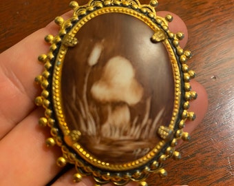 Vintage Mushroom Brooch - Hand painted Forest Scene