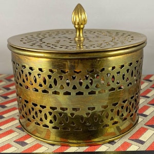 Brass Cricket Box with Lid for Potpourri or Trinkets Vanity Keeper MCM Made in India Vintage Retro Chique Bohemian image 2