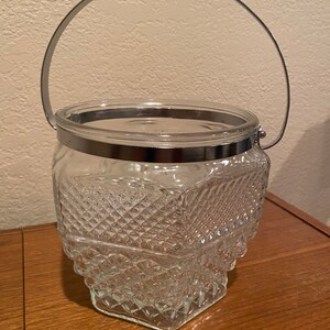 Anchor Hocking Crystal Cut Wexford Pressed Glass Ice Bucket with Silver Handle image 3