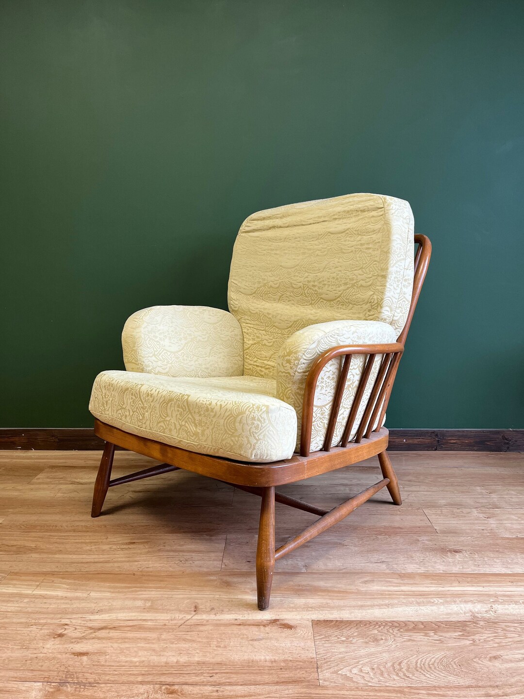 Ercol Jubilee 766 Armchair / Ercol Gold Sticker / Mid Century Lounge