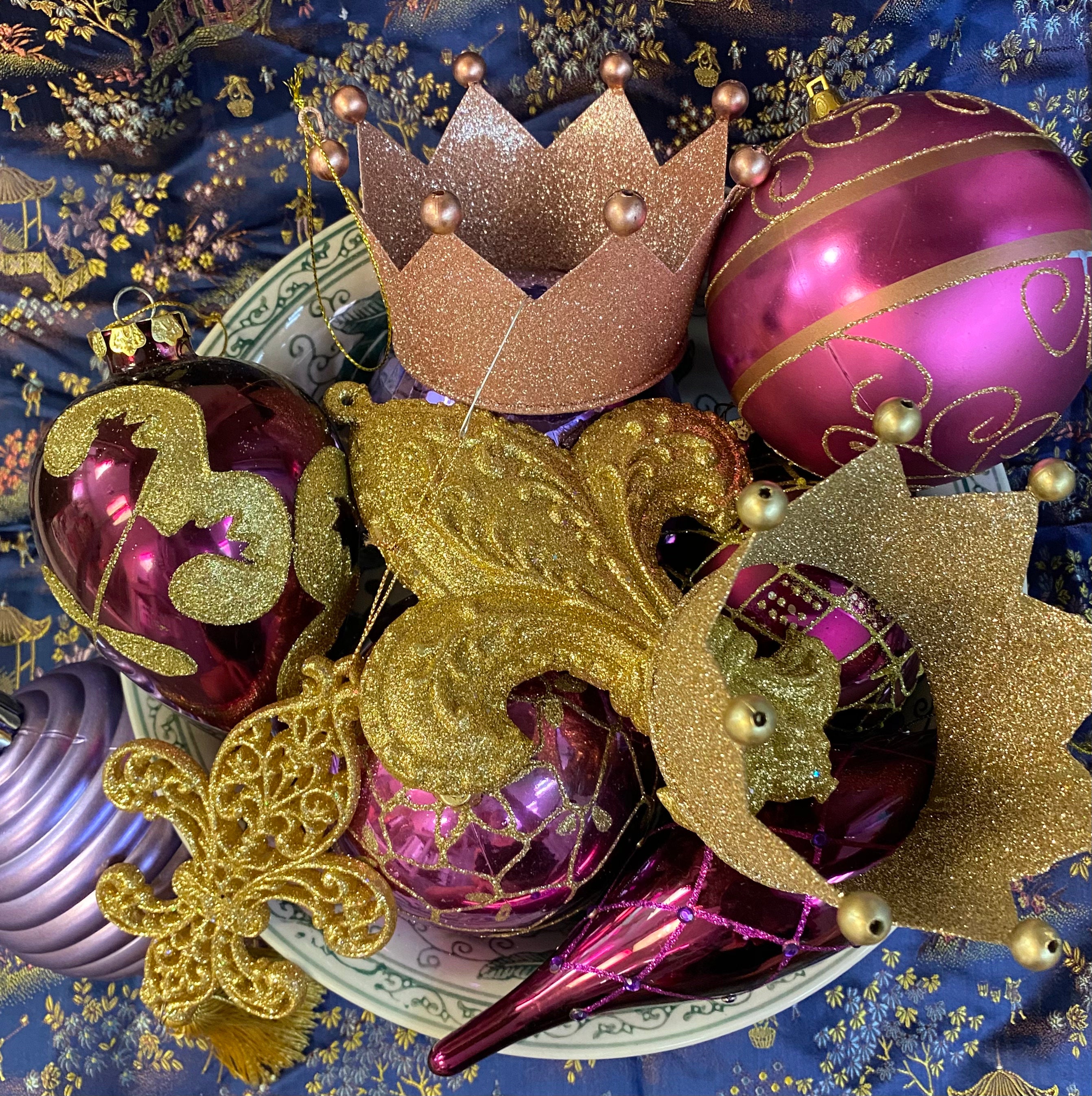 Royal Fleur De Lis Mardi Gras Ornaments 