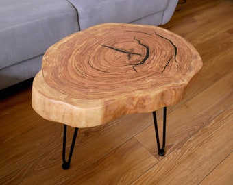 Table basse unique en bois d'olivier Slice