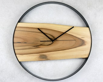 Horloge murale unique en bois de noyer 45 cm - Faite à la main