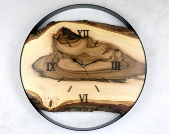 Horloge murale unique en bois de noyer 45 cm - Faite à la main