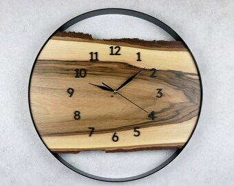 Horloge murale unique en bois de noyer 45 cm - Fait main