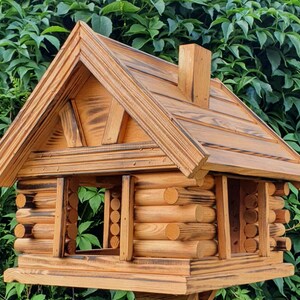 Vogelhaus aus Holz, Vogelhäuschen, Vogelhaus Bild 2