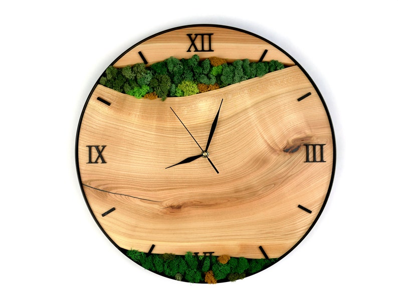 Custom made wall clock with moss. Clock with moss for the living room, bedroom, office. image 5