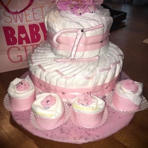 Girl Diaper Cake and Cupcakes!