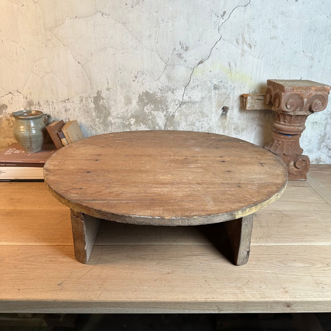 Vintage Cutting Board on Legs, Antique Primitive Charcuterie Board