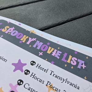 Spooky Movie List / Halloween Movie Printable List / Family Movie Night / Kid Friendly Movies / Spooky Season / Fall Movie List / DIGITAL