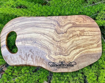 Personalized Live Edge Olive Wood Charcuterie Board/Serving Board/Serving Tray/Closing Gift/Custom Cutting Board/Wedding Engagement Gift