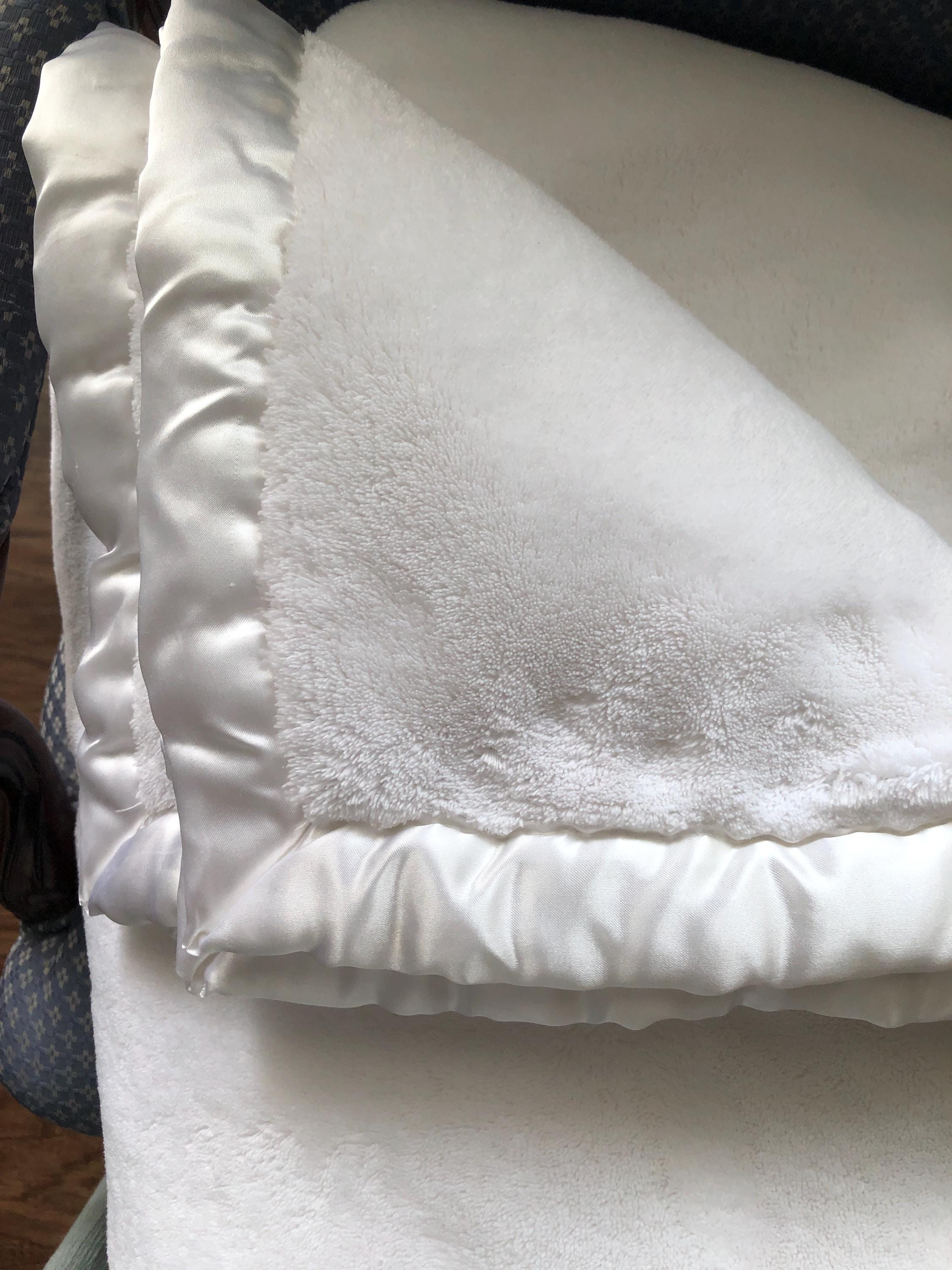 Simply Shabby Chic Twin Fleece White Blanket Etsy Canada