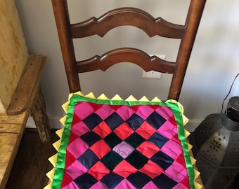 Juego de dos cojines de silla funky de los años 70