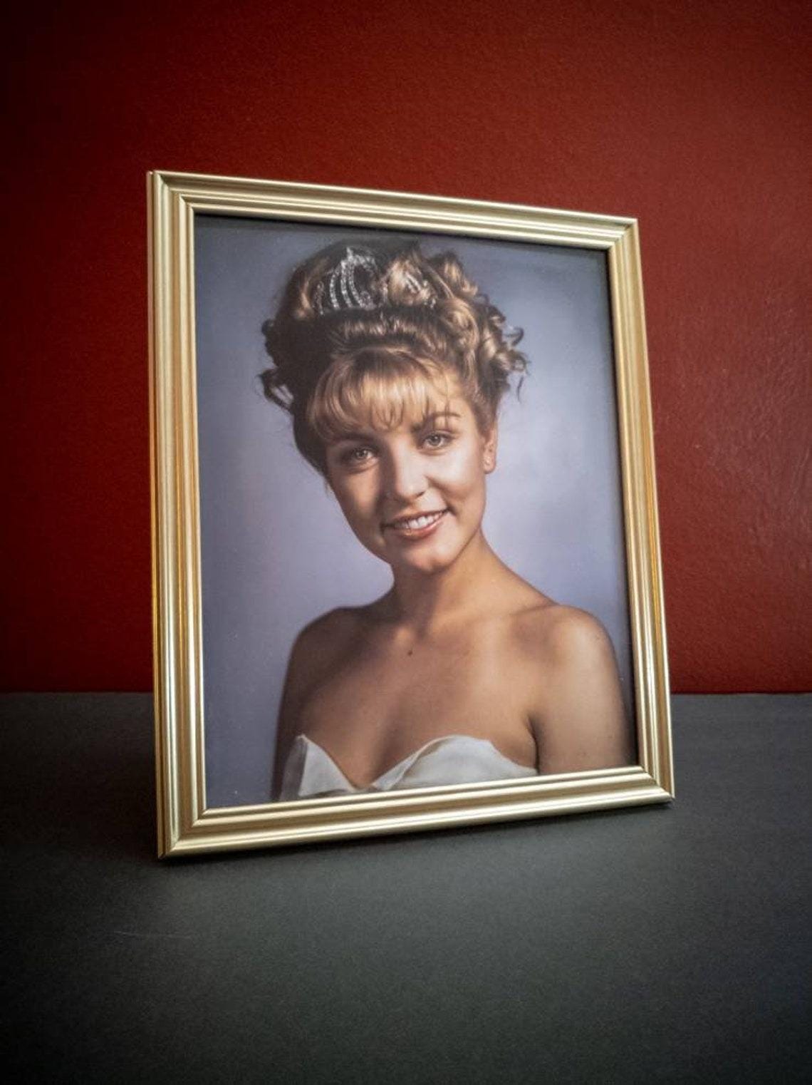 Laura vintage〈プロフ必読〉 Twin Peaks Laura Palmer 8X10 Prop Replica! High Quality! - Etsy Norway