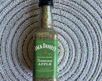 Mini Jack Daniel’s Tennessee Apple Whiskey Liquor Shot Bottle Ornament