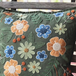 Embroidery Pattern – SPRING MORNING – PDF Instant Download Hand Embroidery Pattern – sized for Hoops, Square and Lumbar Decorative Pillows