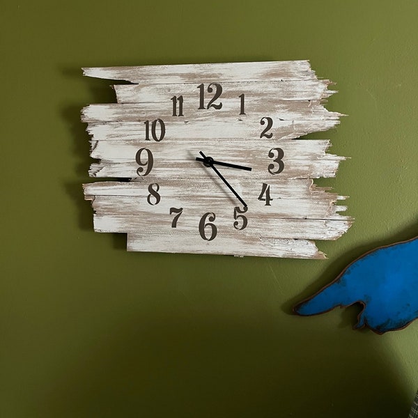 Shipwreck Clock