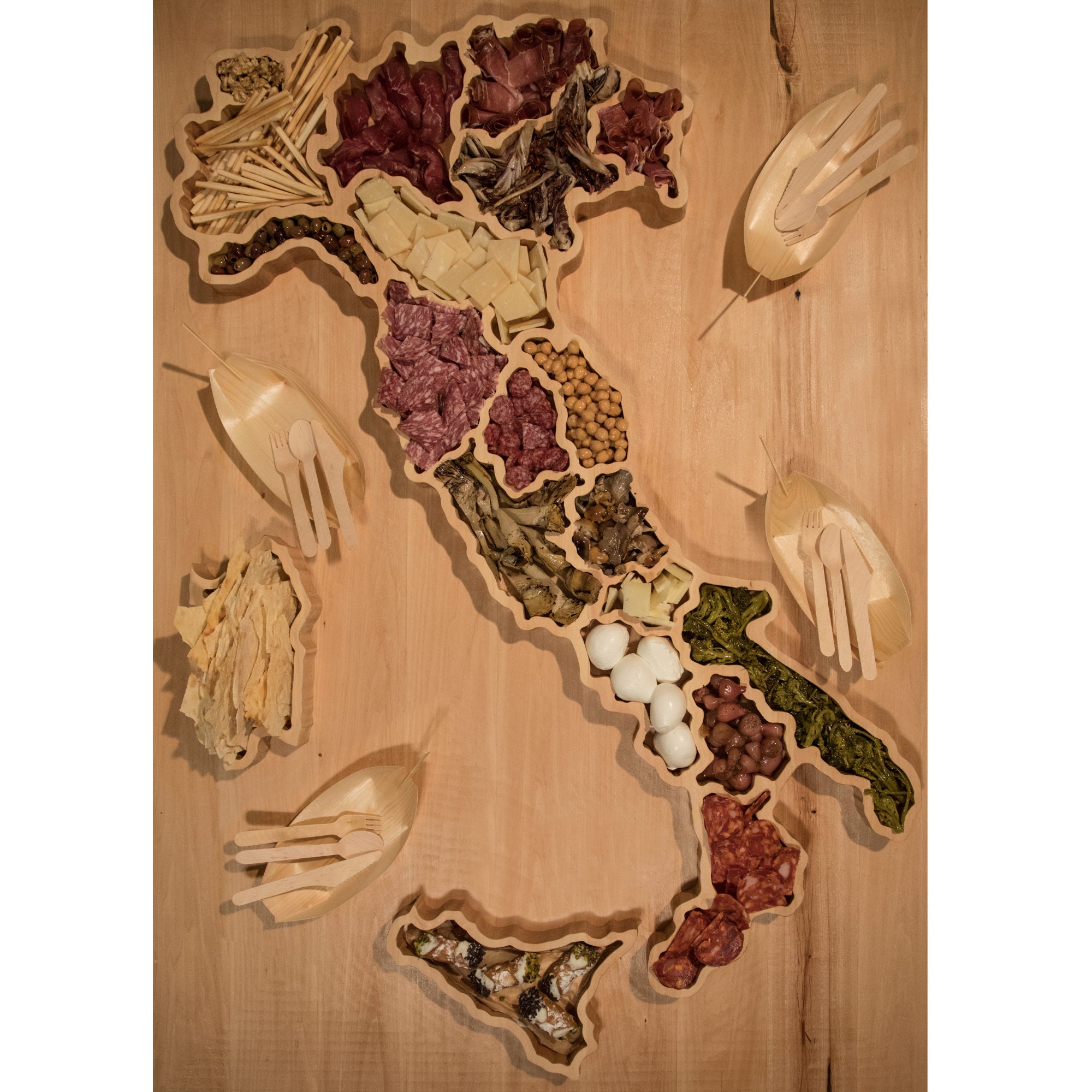 Personalized Cutting Board Gourmet Gift Italy Shaped 