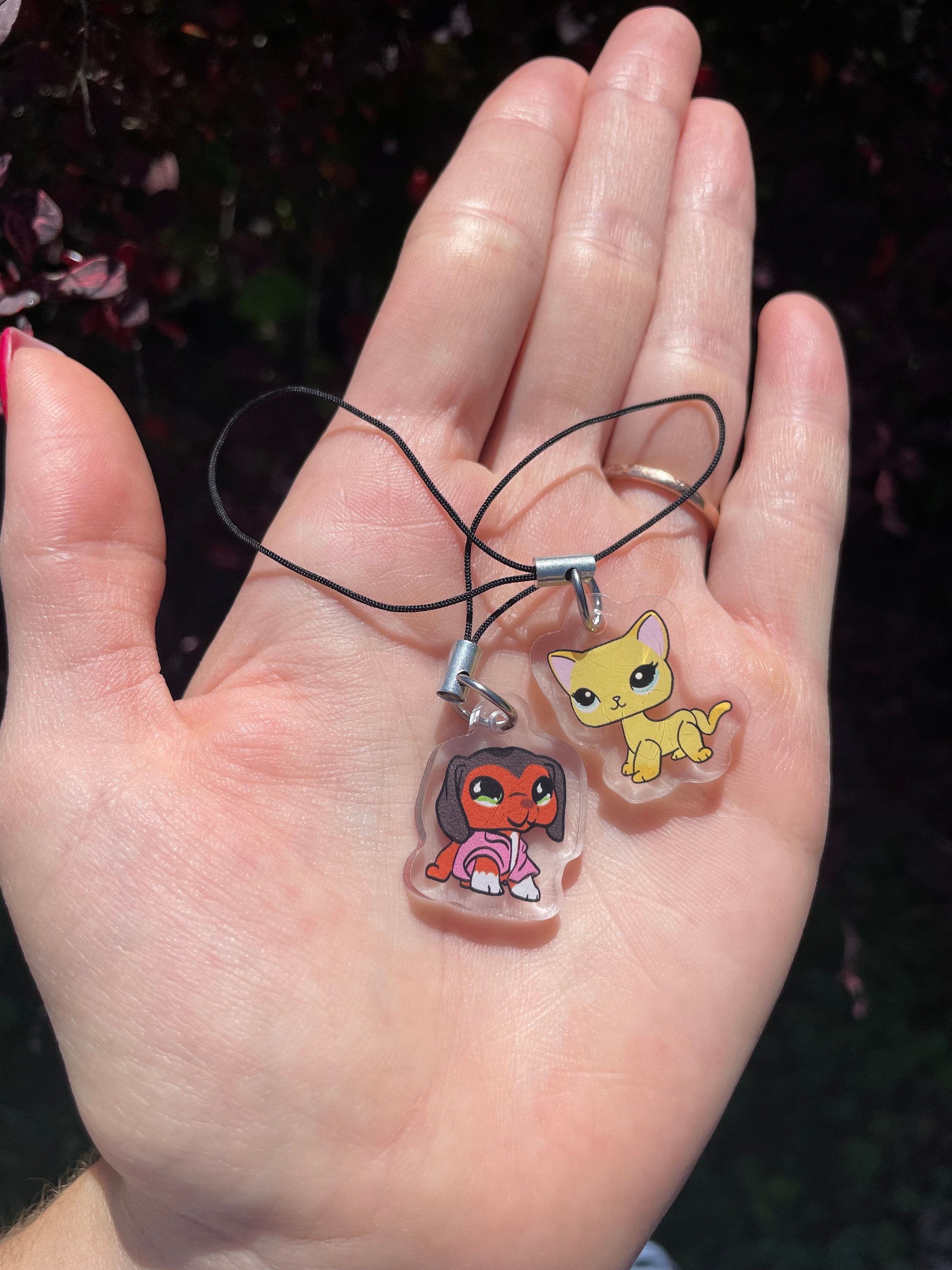 Savvy #675 Savvanah Reed VS .brooke #339 Keychain | LPS | Littlest