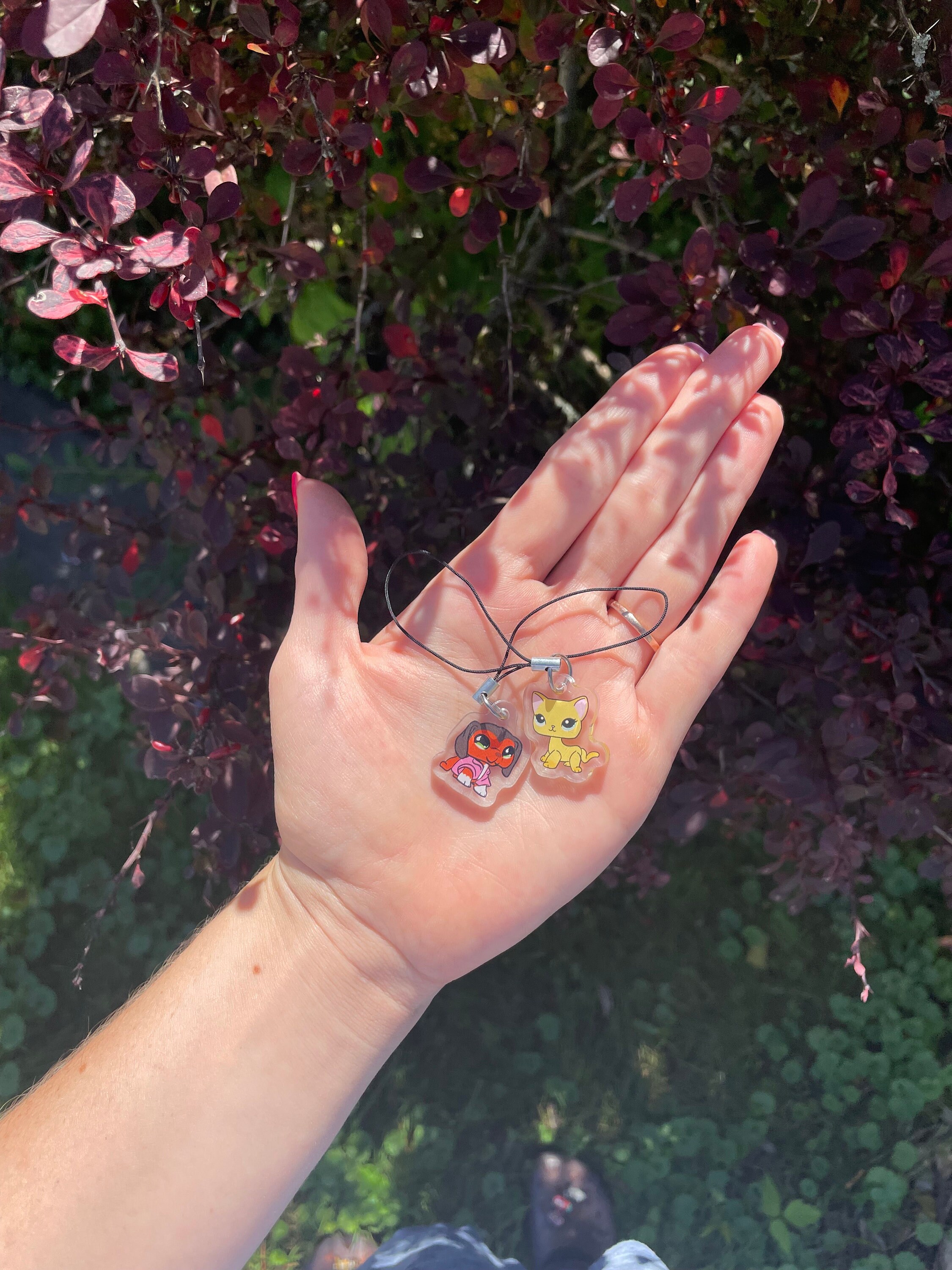 Savvy #675 Savvanah Reed VS .brooke #339 Keychain | LPS | Littlest