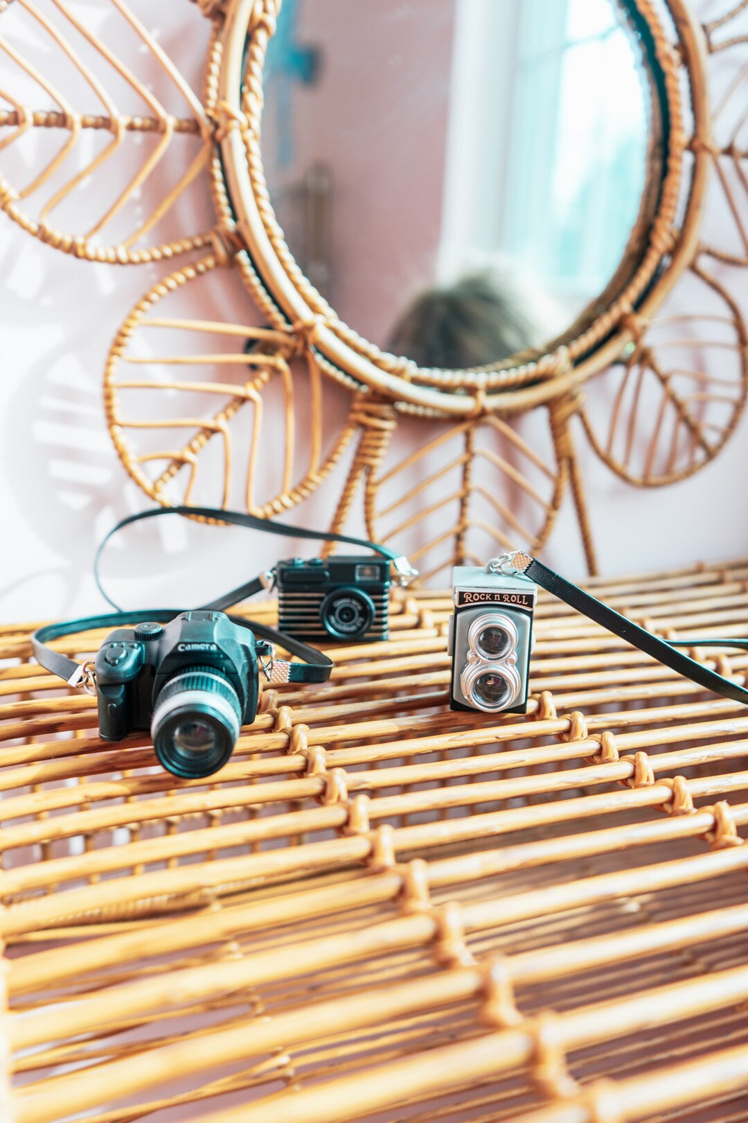 Miniature Toy Working Camera, Toy DSLR Camera, Toy SLR Camera, Doll