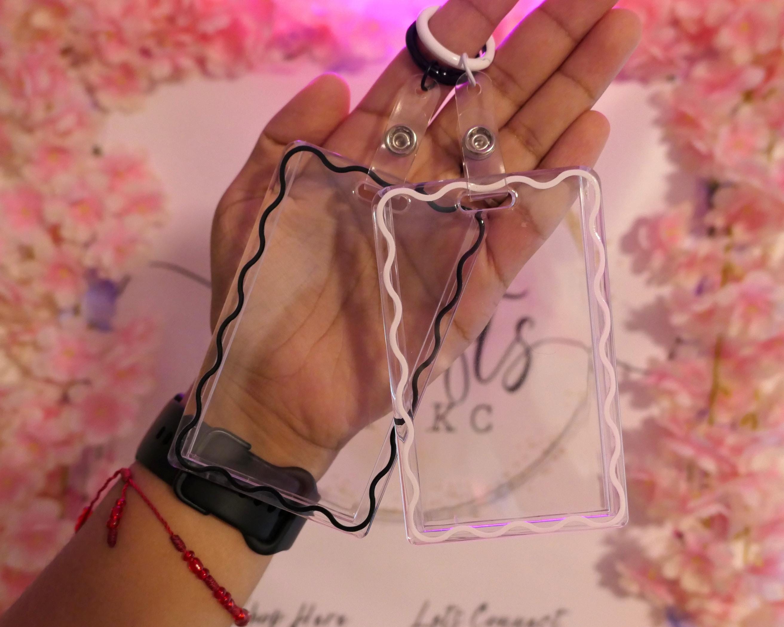 WAVY ACRYLIC Card Holder | Card Protecter | School Badge | ID Holder | Key Ring | Gifts | Wavy Design | Card Holder |