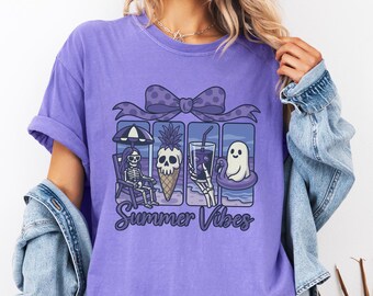 Comfort Colors Summerween Ghost T-Shirt,Summer Vibes T-Shirt,Skeleton Beach Vibes T-Shirt,Summer Shirt for Halloween Lover,Spooky Summer Tee