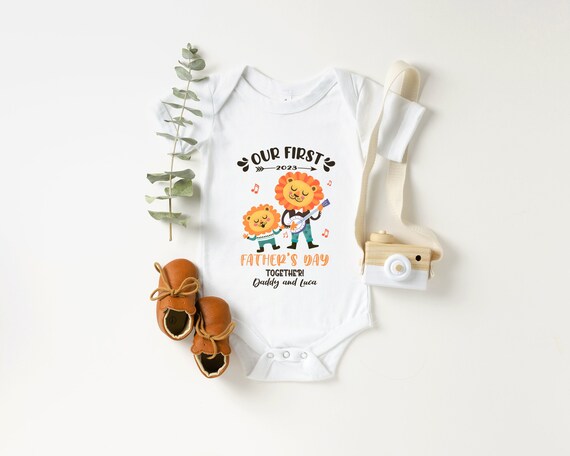 Personalized First Father's Day Matching Shirts - Dad & Baby Custom 2025 Outfits Set