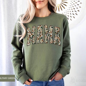 Hunting Mama Sweatshirt, Duck Hunting Sweatshirt, Hunting Season Mom, Mom Life Sweatshirt, Camo Mother&#39;s Day Sweatshirt, Camo Mama Gift