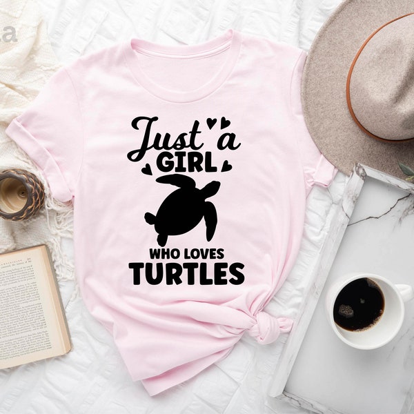 Just A Girl Who Loves Turtles, Turtle Shirt, Turtle Lover Shirt, Pregnancy Reveal, Turtle Lover Gift, Girls Turtle Tee, Pregnant Mom Shirt