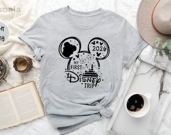 Camiseta "Mi primer viaje a Disney", camiseta "Viaje a Disney 2026", camiseta "Pareja Disney 2026", camiseta "Viaje a Disney", camiseta "Disney World", camiseta "Disneyland"