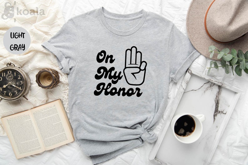 On My Honor Shirt, Scout Honor Shirt, Scout Honor Sign Shirt, Scout Leader's Journey Camping Hiking T-Shirt, Scout Outfit, Scout Gift immagine 2