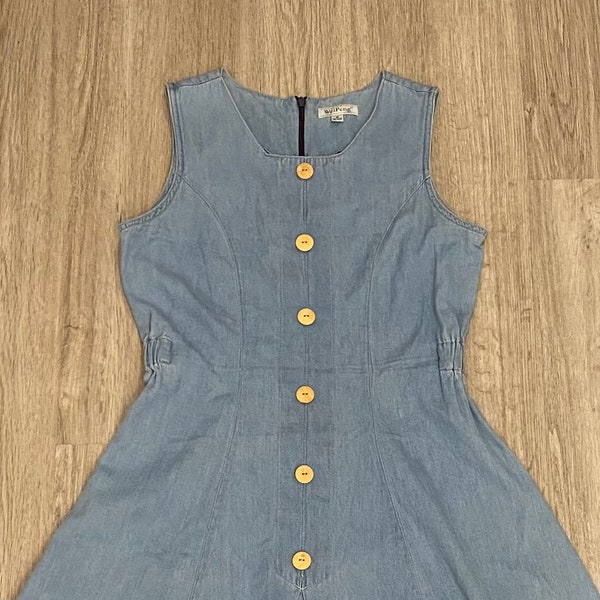 VINTAGE | Light Blue Denim Cotton Sleeveless Summer Dress with Faux Buttons | Vintage Size M / Modern US Size Small